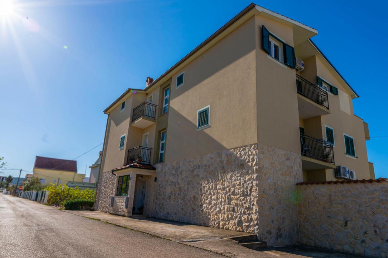 Charming Tale Apartments Modun19 Pirovac Exterior photo
