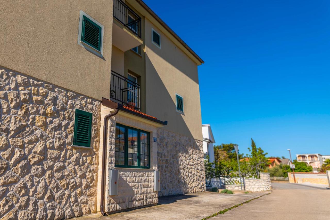Charming Tale Apartments Modun19 Pirovac Exterior photo