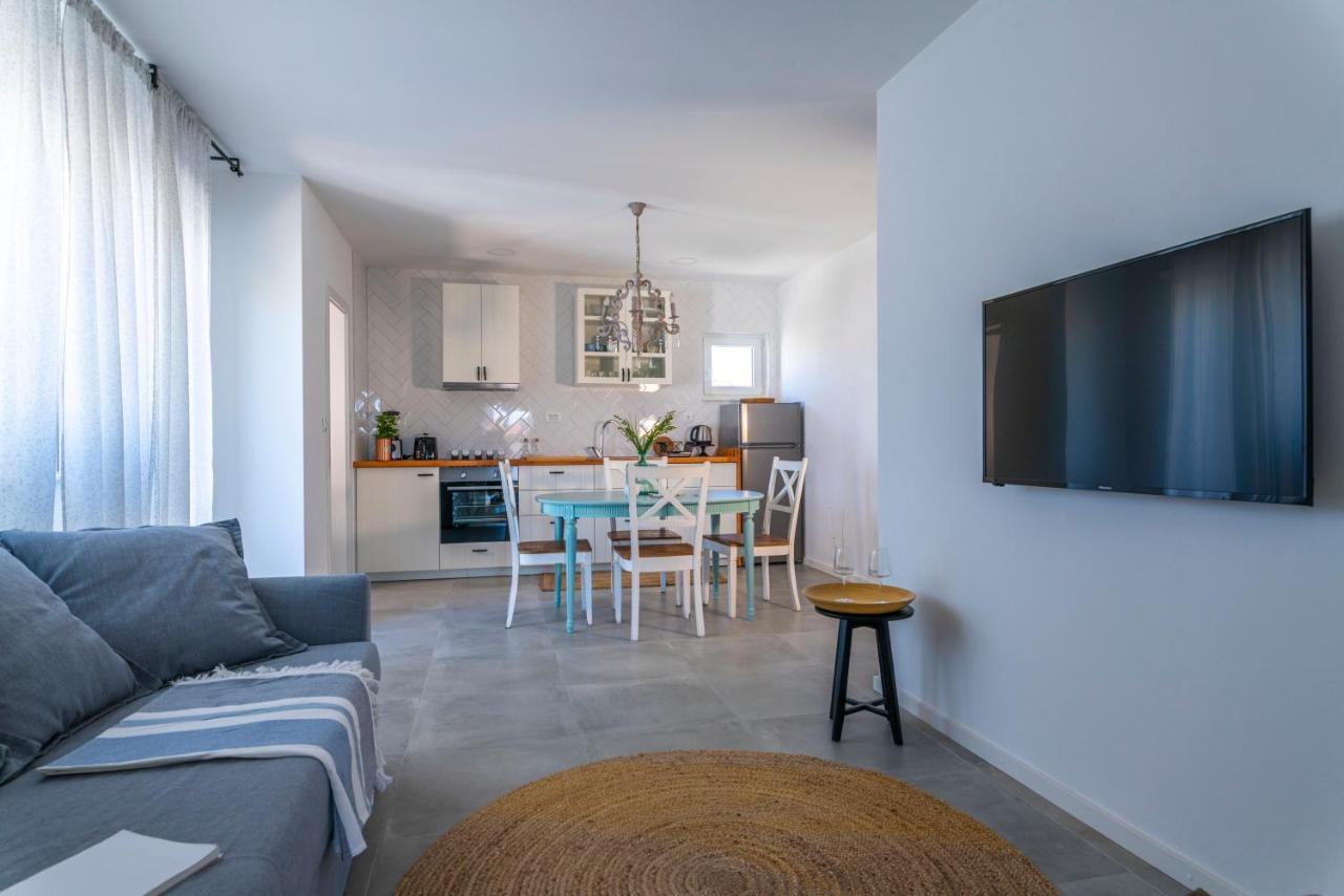 Charming Tale Apartments Modun19 Pirovac Exterior photo