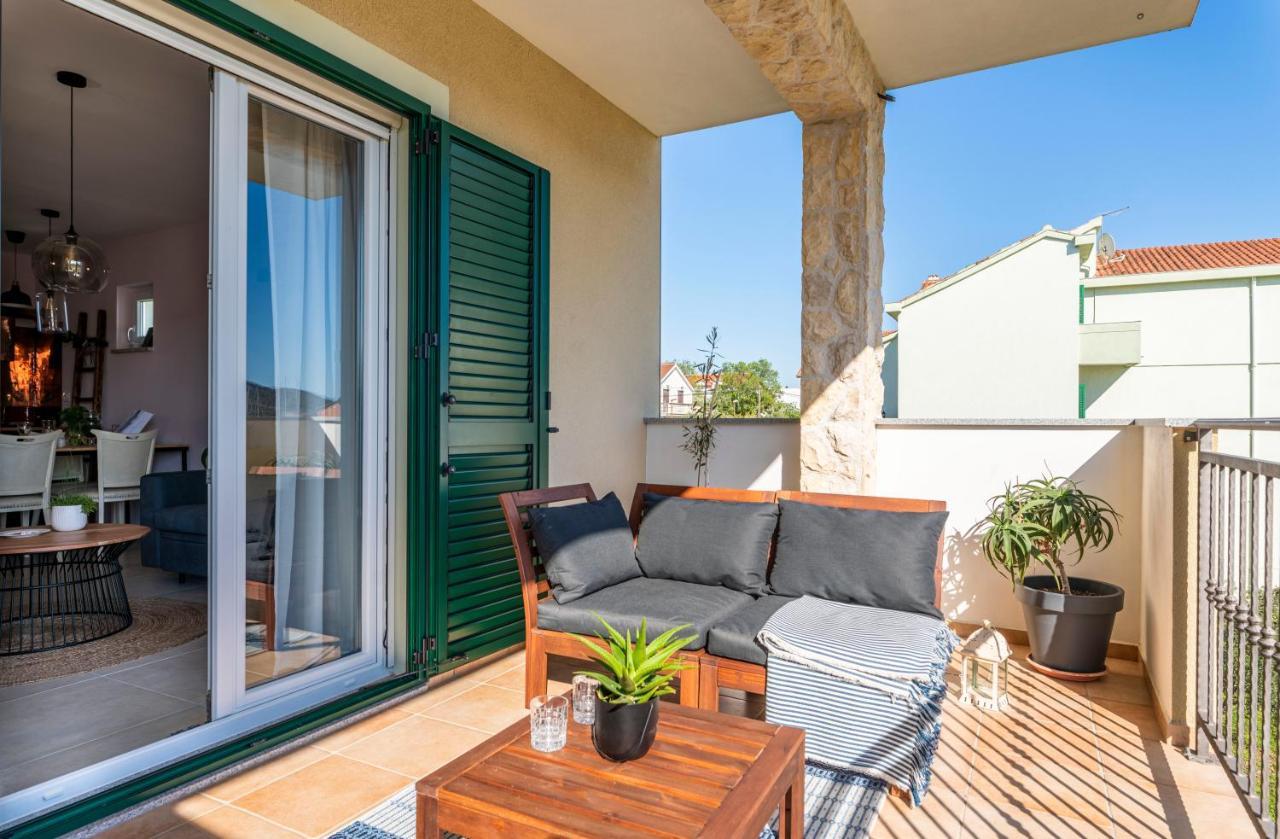 Charming Tale Apartments Modun19 Pirovac Exterior photo