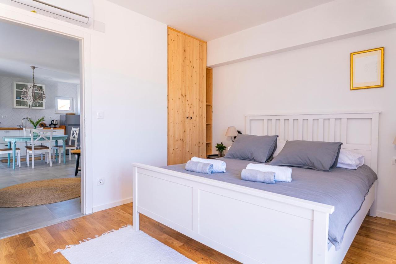 Charming Tale Apartments Modun19 Pirovac Exterior photo